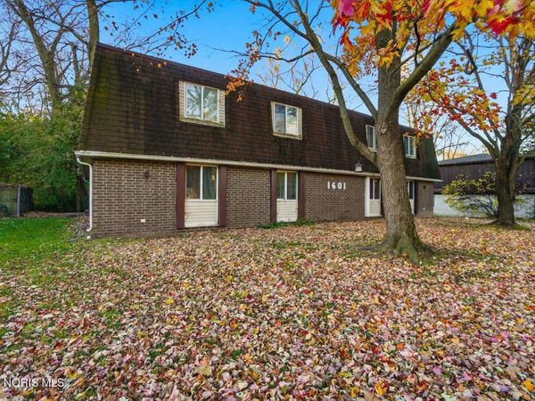 1601 Brooke Park Drive, Toledo, OH 43612