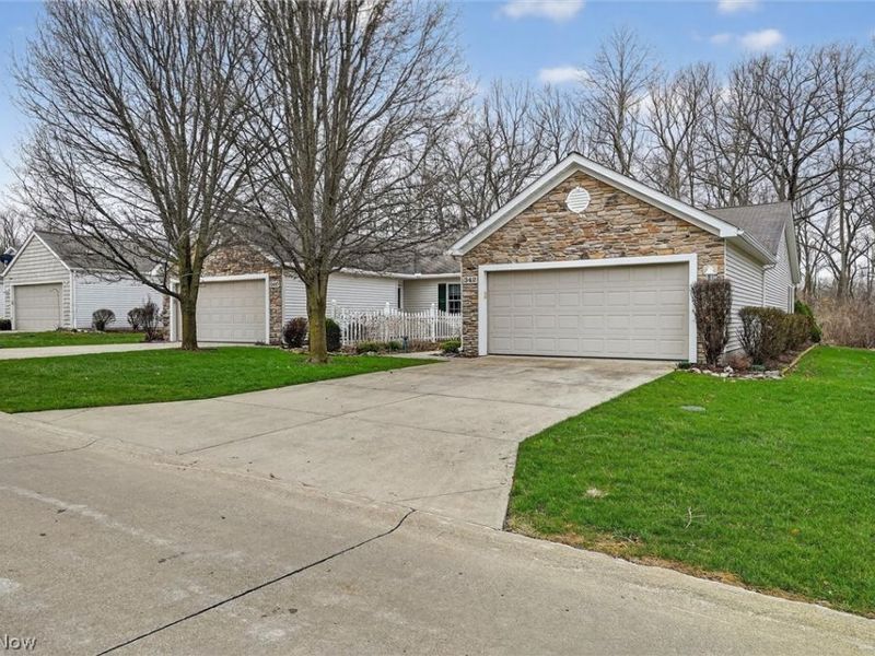 340 Lighthouse Oval, Lakeside Marblehead, OH 43440 Photo 6