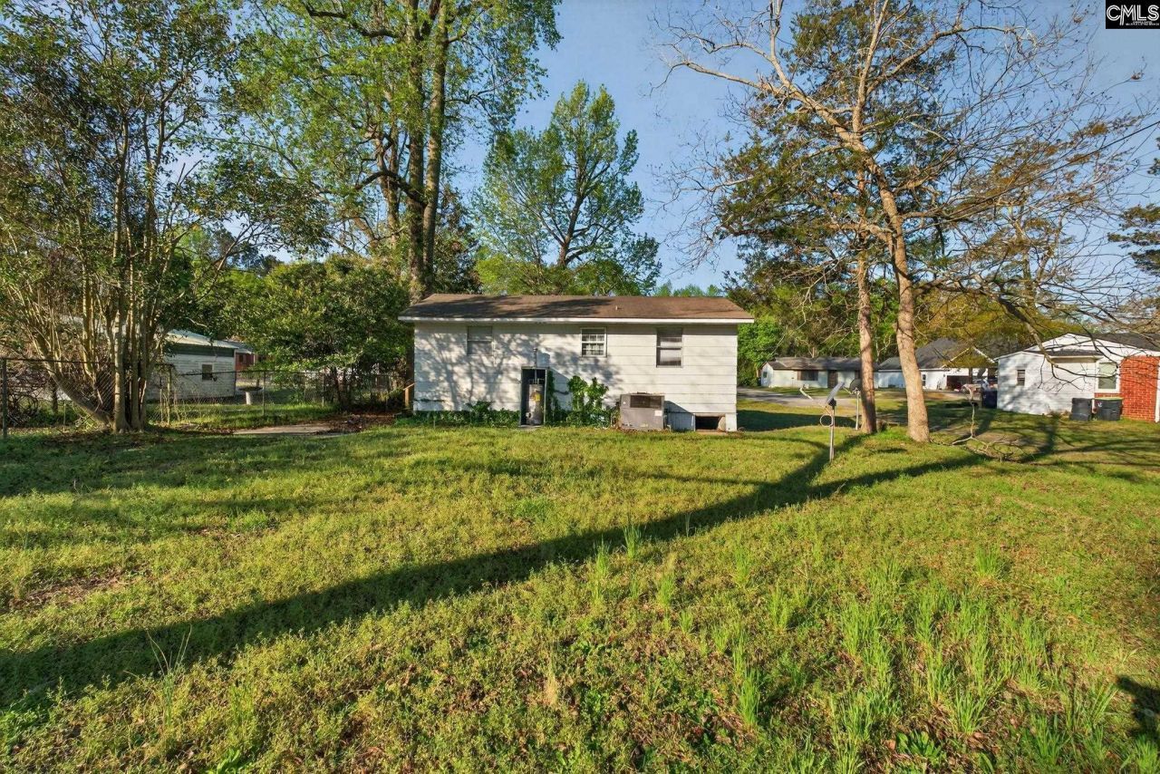 332 Beltline Avenue  Photo 13