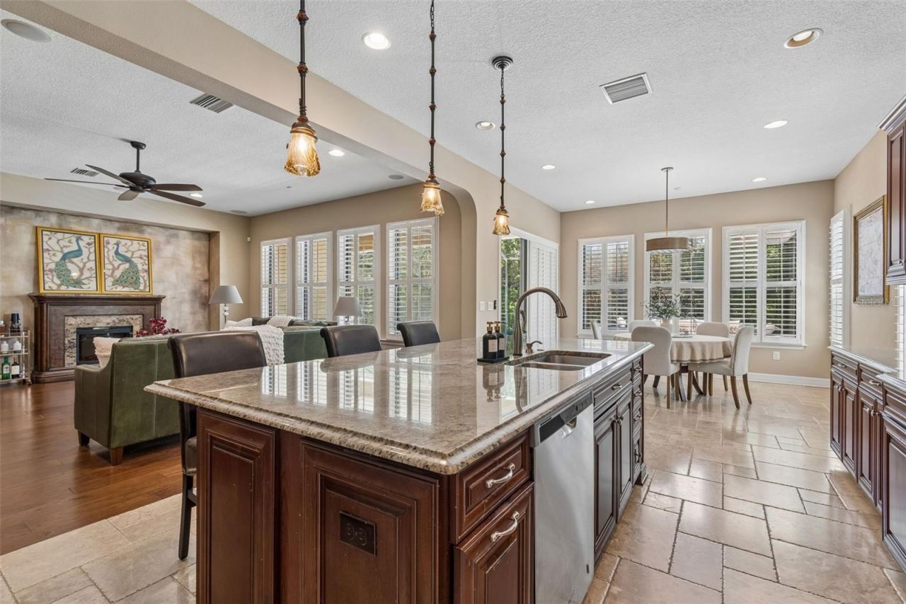 2601 Milford Berry Lane, Tampa, FL 33618 Photo