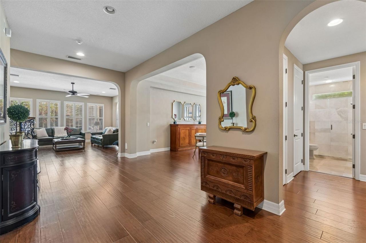 2601 Milford Berry Lane , Tampa, FL 33618 Photo