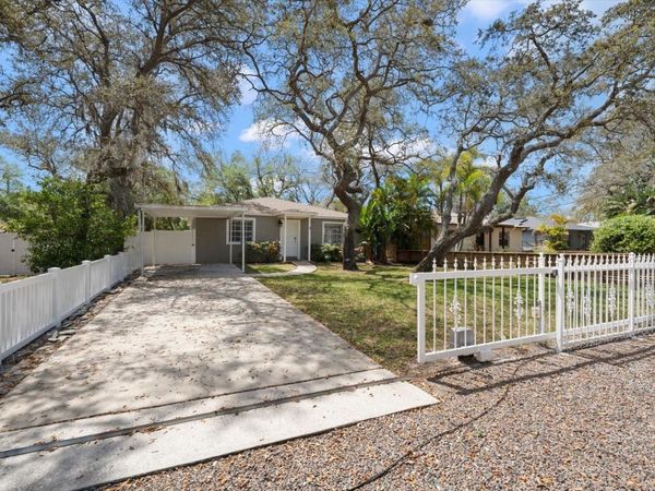 3128 W VARN AVENUE, TAMPA, FL 33611