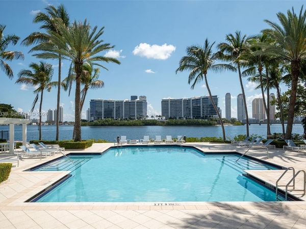 3165 NE 184th St , Unit 6204, Aventura, FL 33160