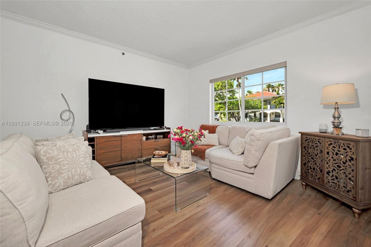 3165 NE 184th St, Unit 6204, Aventura, FL 33160 Photo