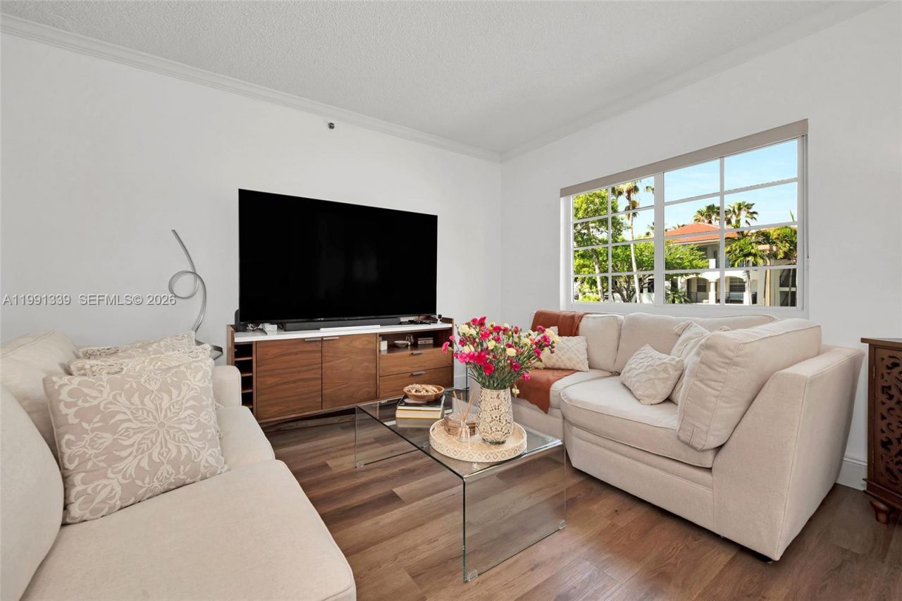 3165 NE 184th St, Unit 6204, Aventura, FL 33160 Photo