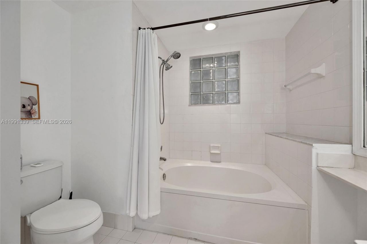 3165 NE 184th St, Unit 6204, Aventura, FL 33160 Photo
