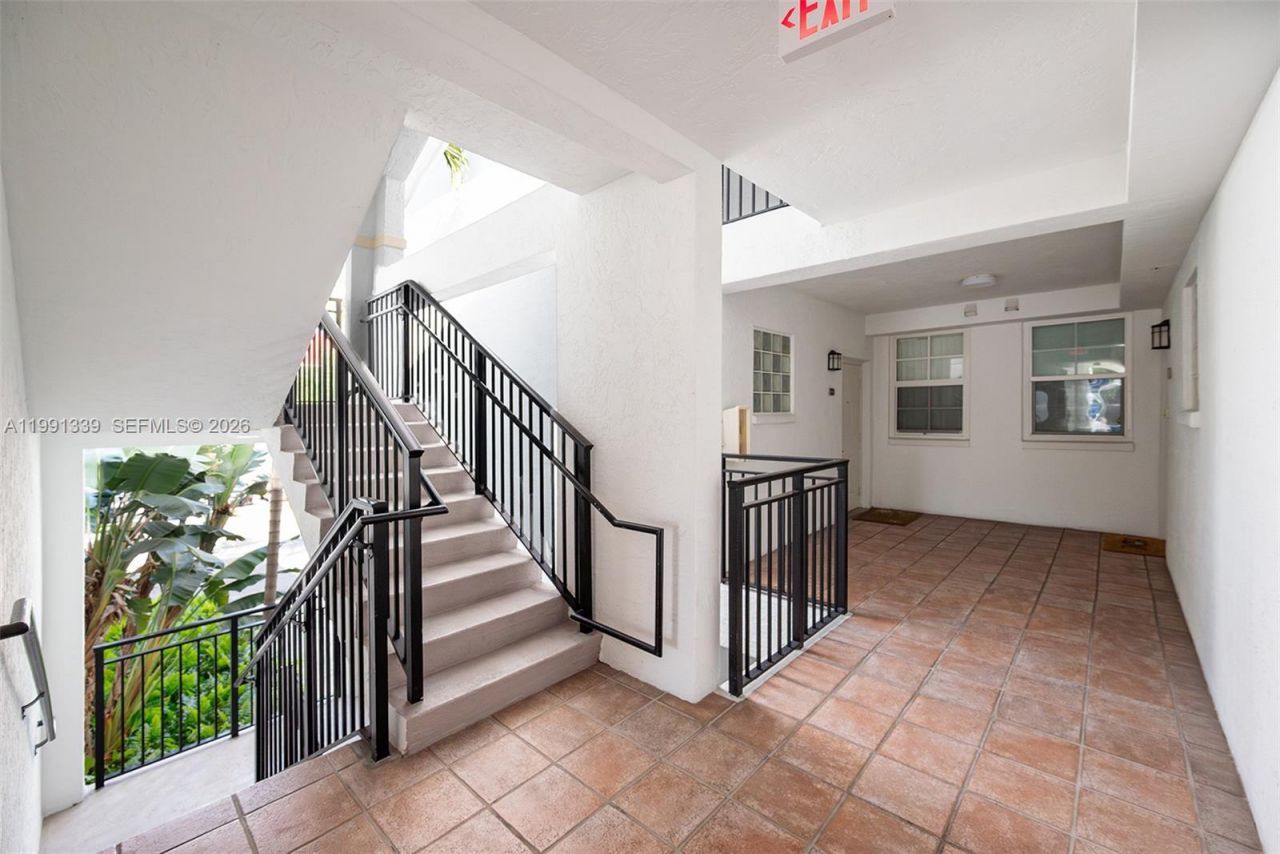 3165 NE 184th St, Unit 6204, Aventura, FL 33160 Photo