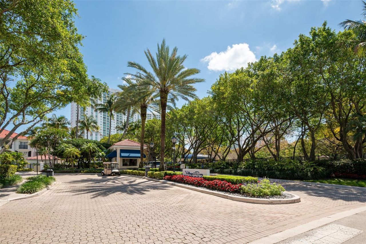 3165 NE 184th St, Unit 6204, Aventura, FL 33160 Photo