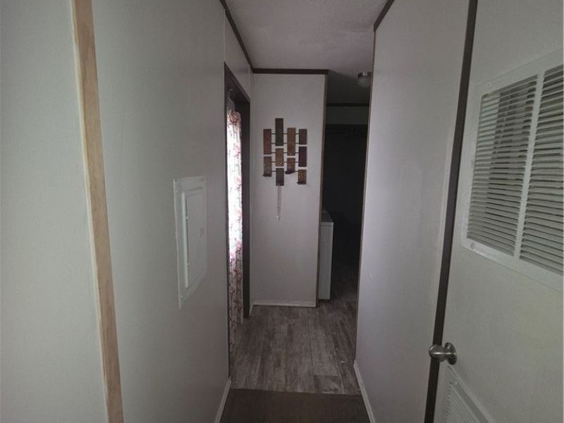 8269 Russell Lane, Cleveland, OH 44109 Photo 8