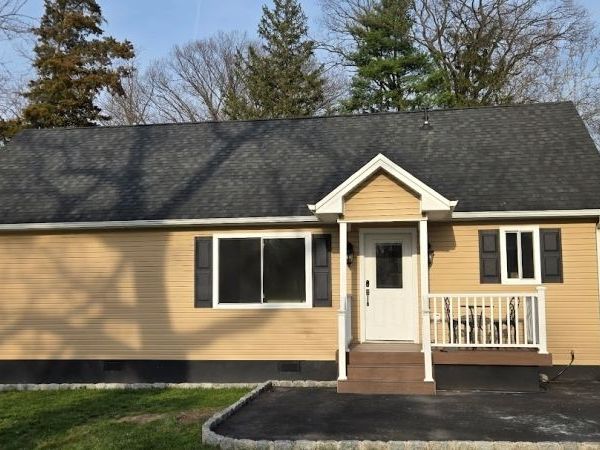 54 Riverview Cir, Little Falls, NJ 07424