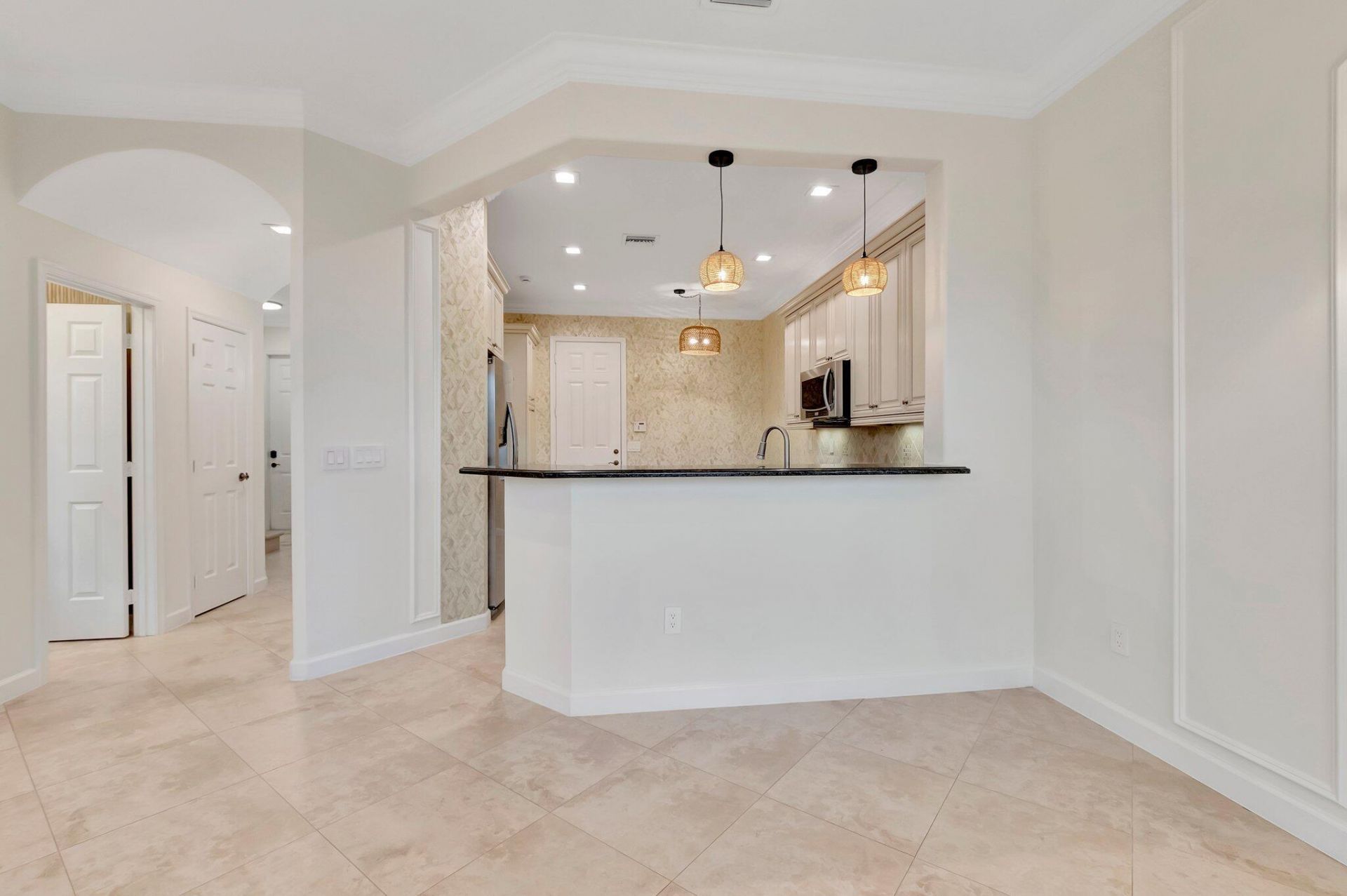 100 W Prive Circle, Delray Beach, FL 33445 Photo