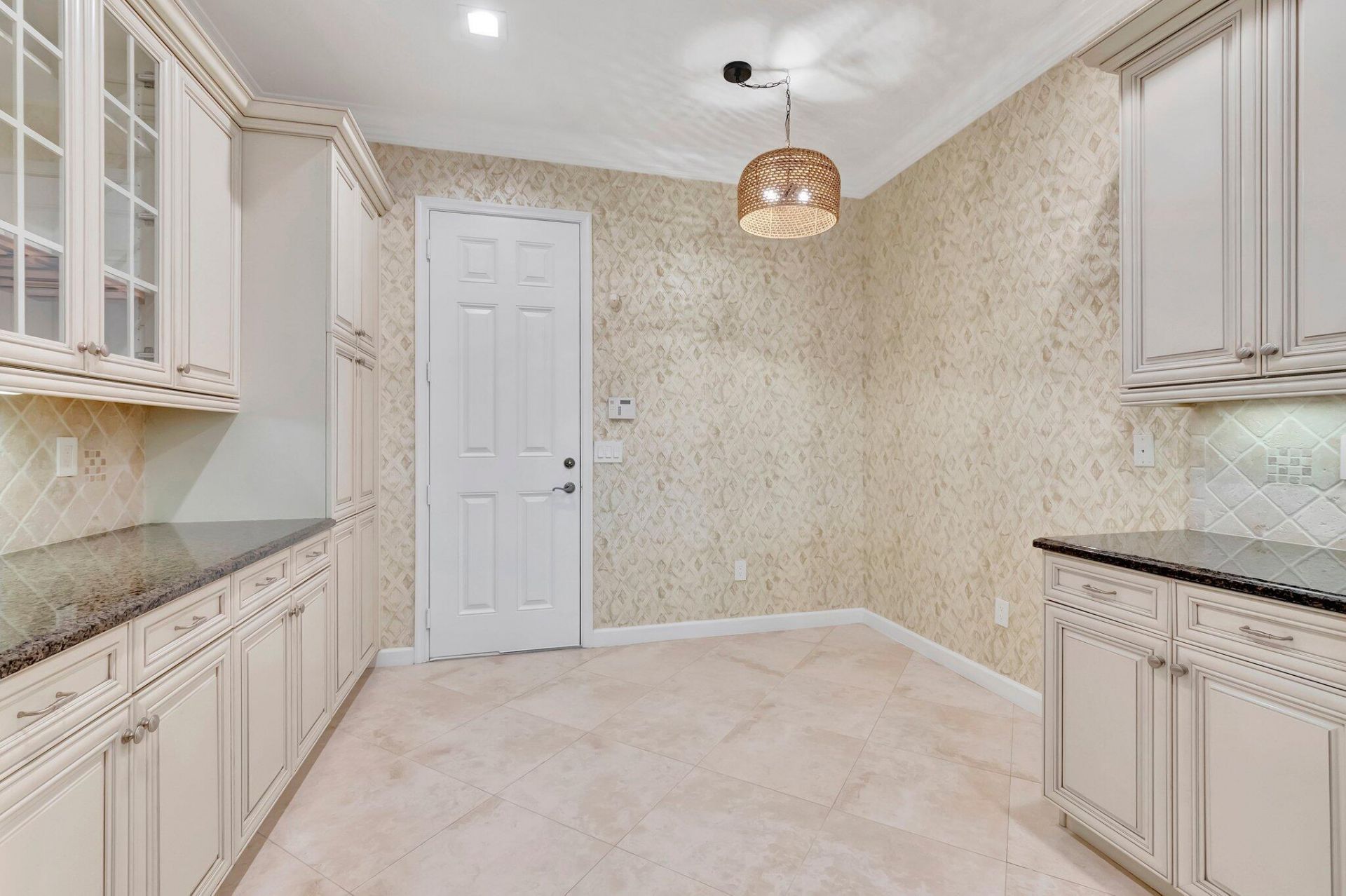 100 W Prive Circle, Delray Beach, FL 33445 Photo