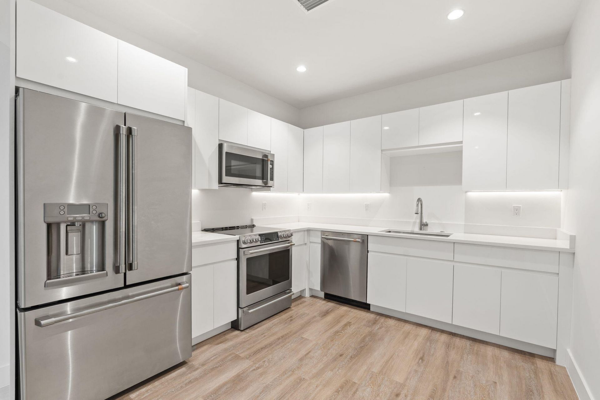 41 SW Seminole Street, Unit 204, Stuart, FL 34994 Photo