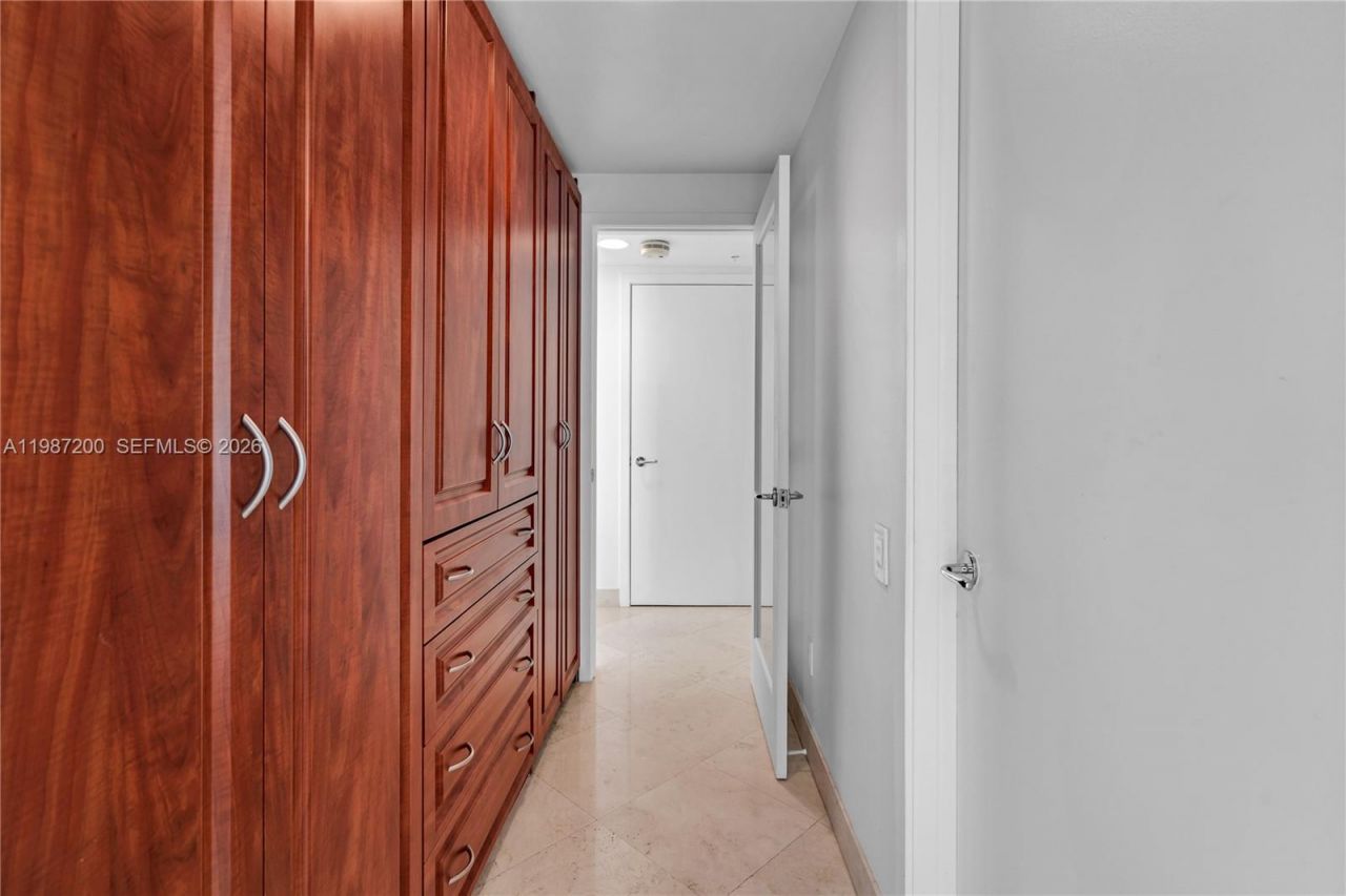 1500 Ocean Dr , Unit 907, Miami Beach, FL 33139 Photo