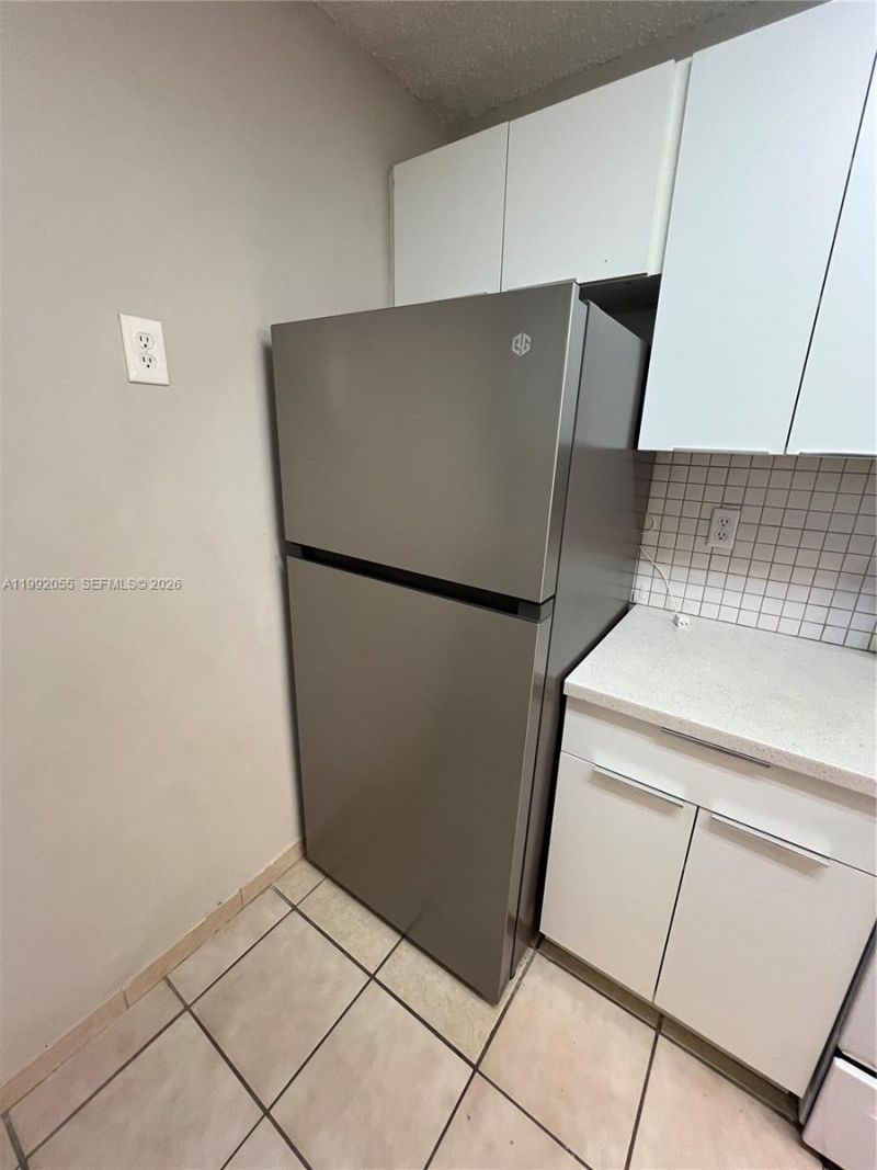 251 W Palm Cir W , Unit 107, Pembroke Pines, FL 33025 Photo