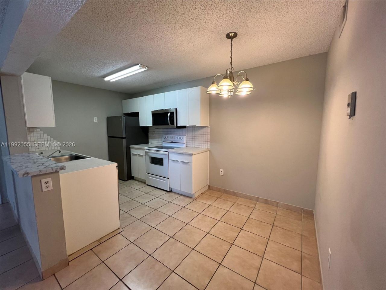 251 W Palm Cir W , Unit 107, Pembroke Pines, FL 33025 Photo