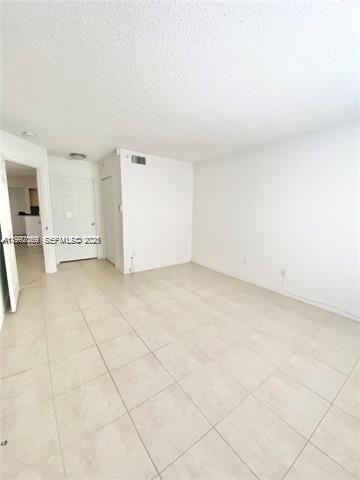9650 NW 2nd St , Unit 4-103, Pembroke Pines, FL 33024 Photo