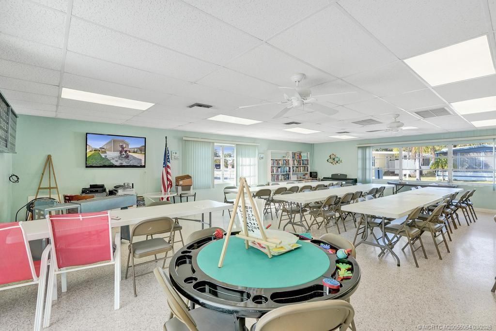 332 NE Tropicalia Lane, Jensen Beach, FL 34957 Photo