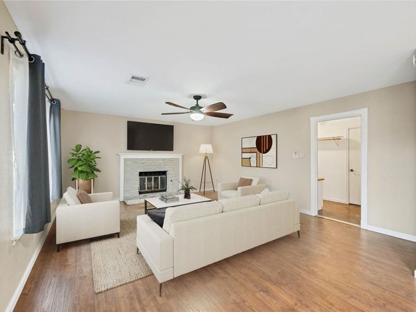 13233 Briar Hollow DR , Austin, TX 78729