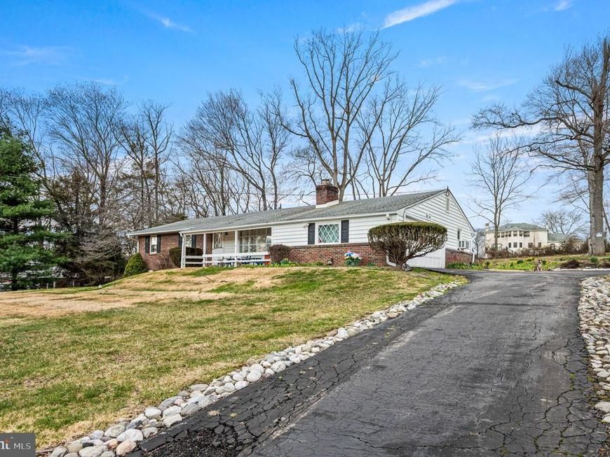 43 Glenview Road, Glen Mills, PA 19342 Main Photo