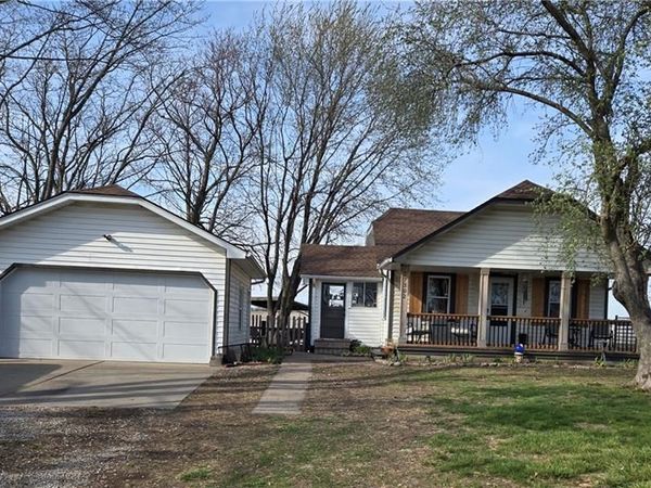 27302 E Herring Road, Greenwood, MO 64034