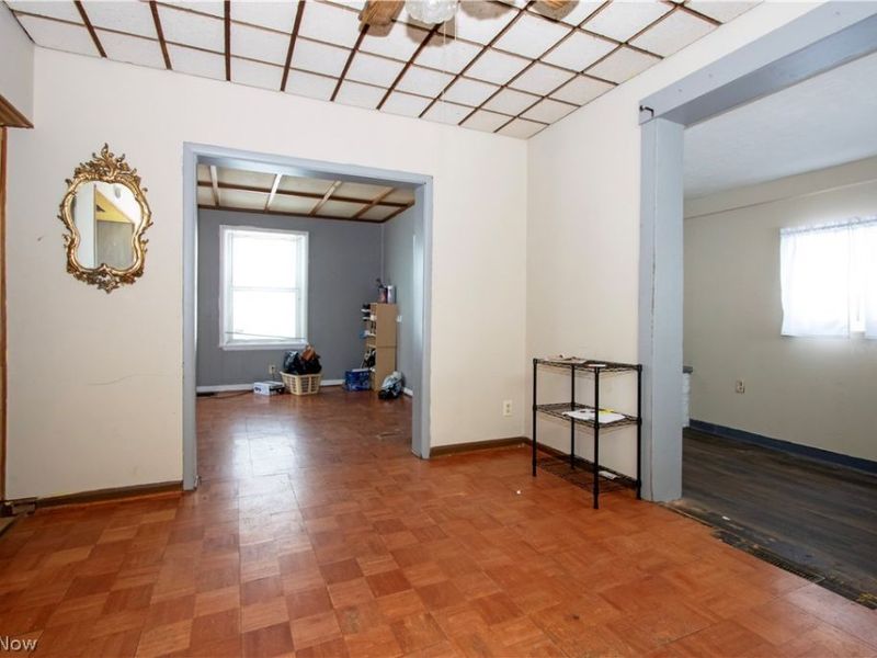 2106 Indiana Way NE, Canton, OH 44705 Photo 7