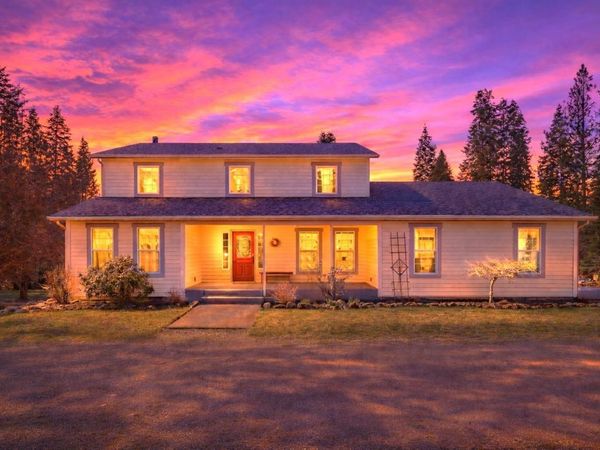 92 Fan Lake Rd, Elk, WA 99009