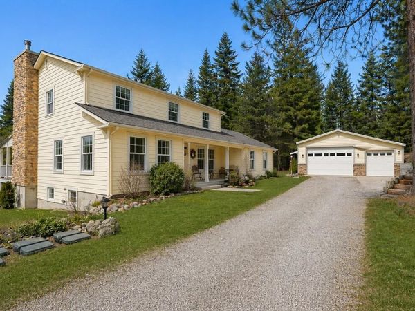 92 Fan Lake Rd, Elk, WA 99009