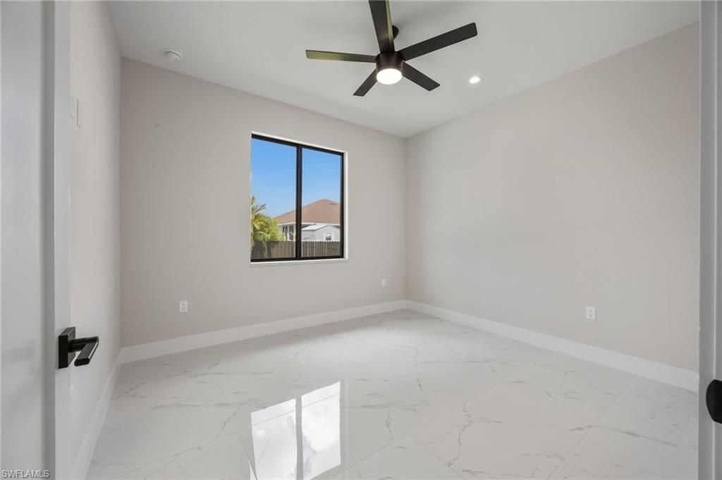 2015 NW 21st St, Cape Coral, FL 33993 Photo