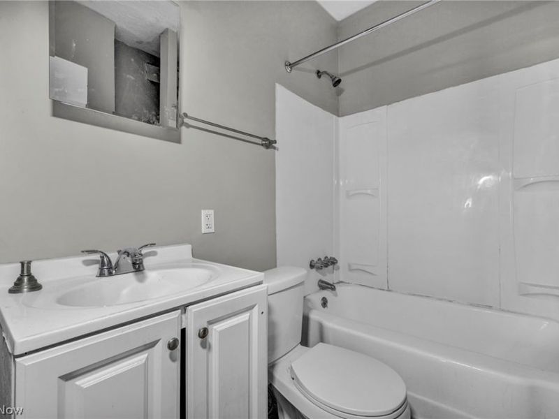 3274 E 123rd Street, Cleveland, OH 44120 Photo 27