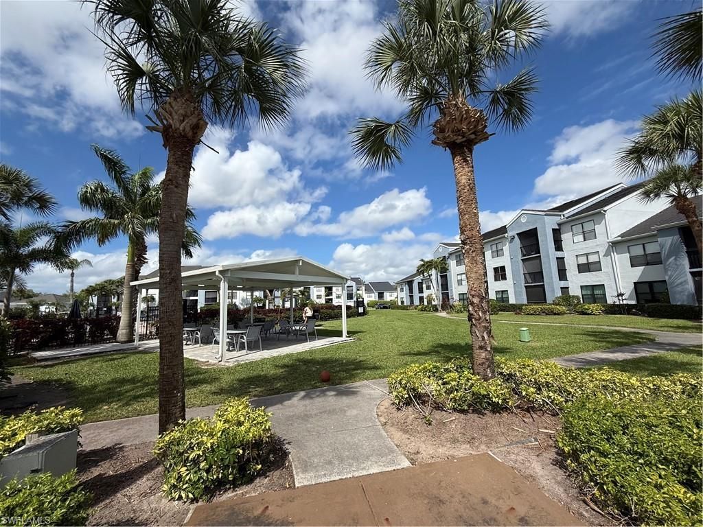 13605 Eagle Ridge Dr, Unit 1721, Fort Myers, FL 33912 Photo