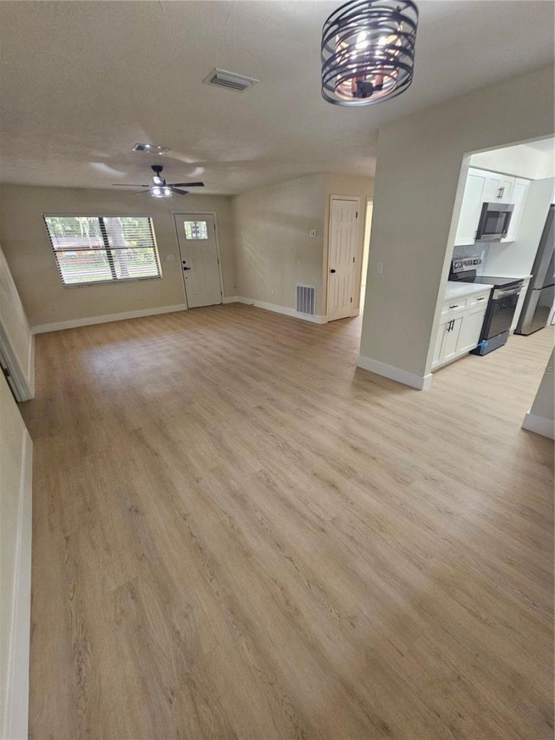 567 School Street, Bronson, FL 32621 Photo