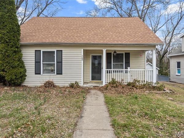 1155 Hall Street, St Charles, MO 63301