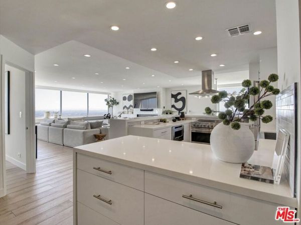 2220 Avenue Of The Stars, Unit 2605, Los Angeles, CA 90067