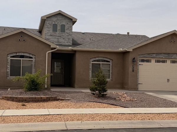 2621 Firewheel Avenue SW, Los Lunas, NM 87031