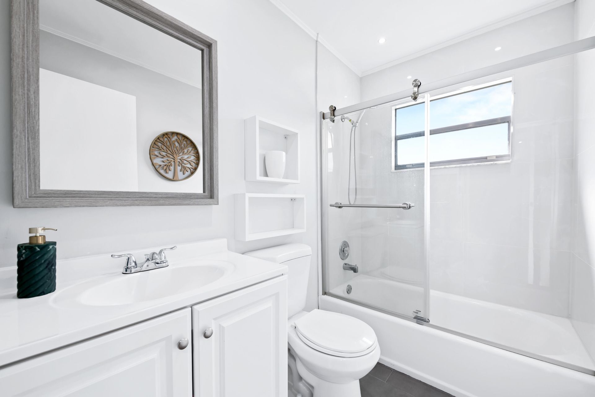 4 Seville Terrace, Unit 4, Delray Beach, FL 33446 Photo
