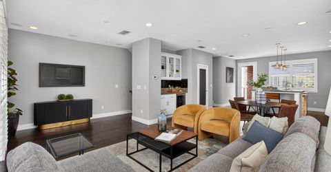 315 Creamery Ln, Sacramento, CA 95814 Photo