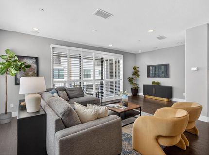 315 Creamery Ln, Sacramento, CA 95814 Photo