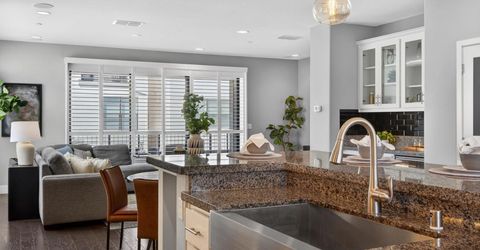 315 Creamery Ln, Sacramento, CA 95814 Photo