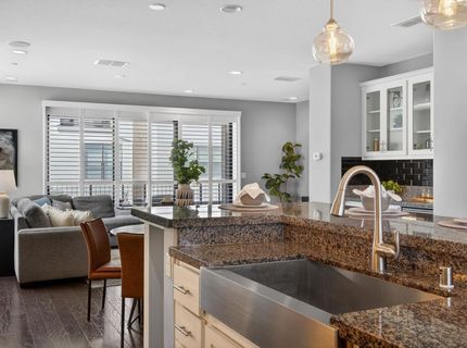 315 Creamery Ln, Sacramento, CA 95814 Photo