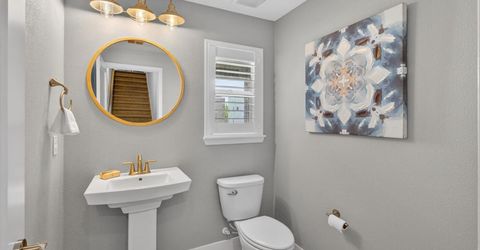 315 Creamery Ln, Sacramento, CA 95814 Photo