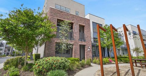 315 Creamery Ln, Sacramento, CA 95814 Photo