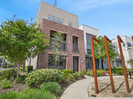 315 Creamery Ln, Sacramento, CA 95814 Photo