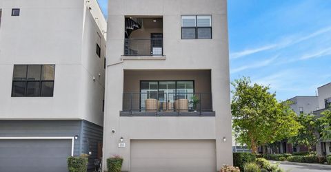 315 Creamery Ln, Sacramento, CA 95814 Photo