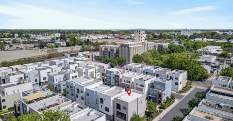 315 Creamery Ln, Sacramento, CA 95814 Photo