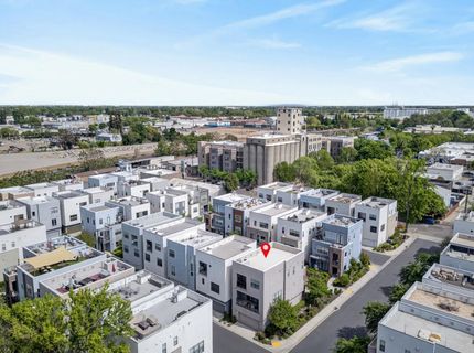 315 Creamery Ln, Sacramento, CA 95814 Photo