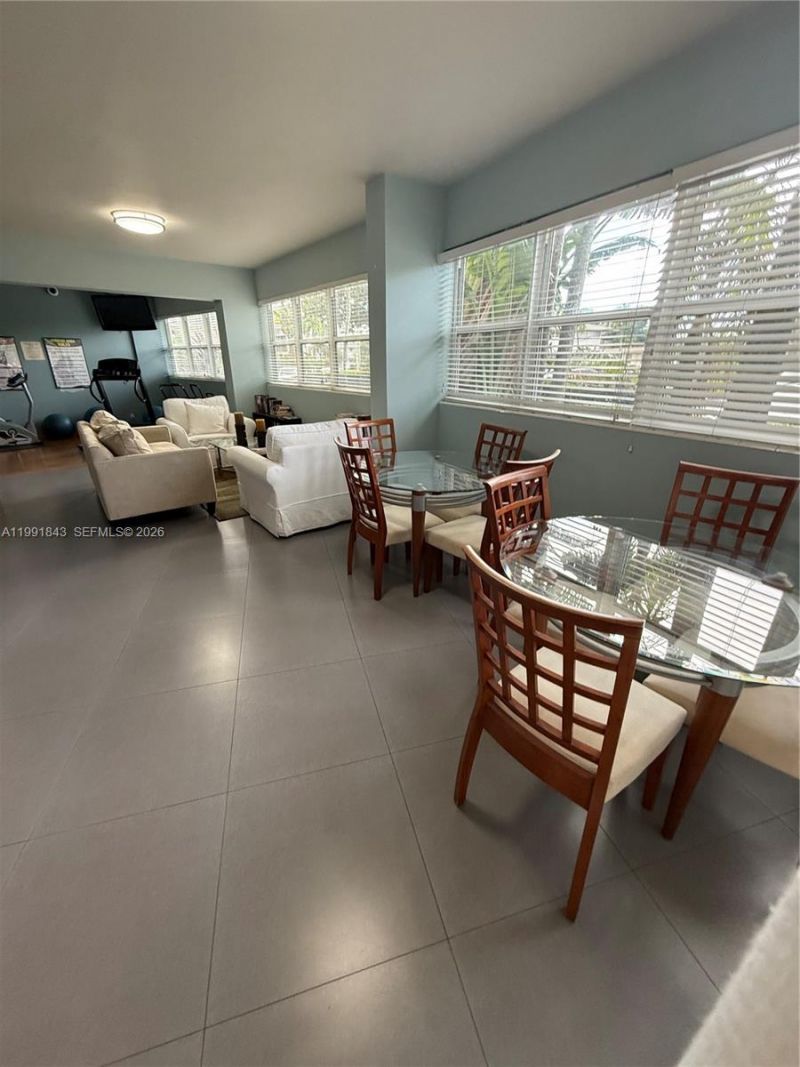 3250 NE 28th St , Unit 212, Fort Lauderdale, FL 33308 Photo