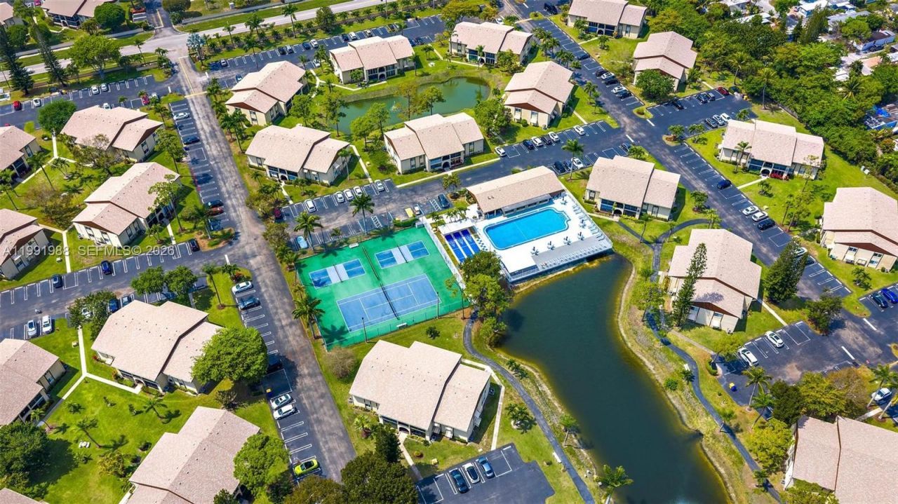 301 Pine Ridge Cir , Unit C-1, Greenacres, FL 33463 Photo