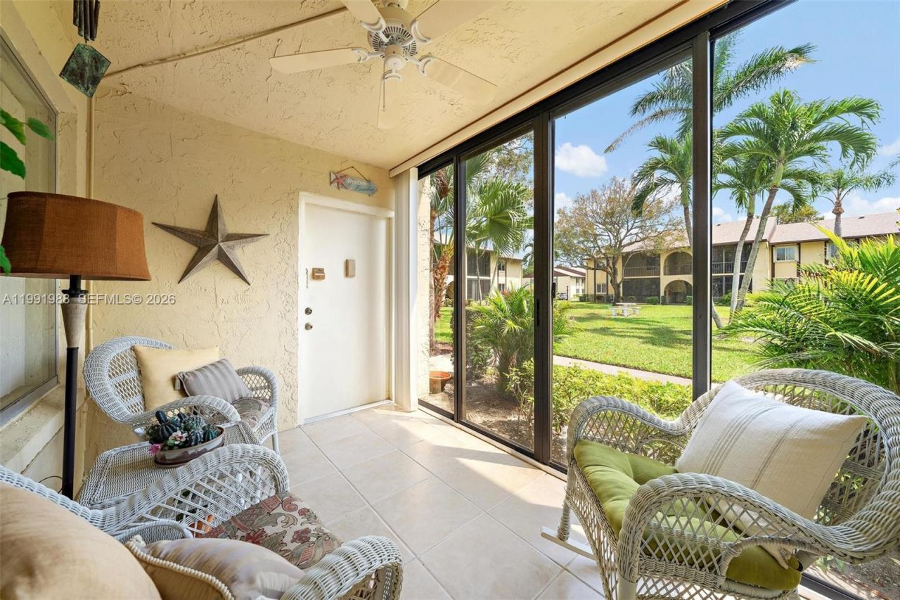 301 Pine Ridge Cir , Unit C-1, Greenacres, FL 33463 Photo