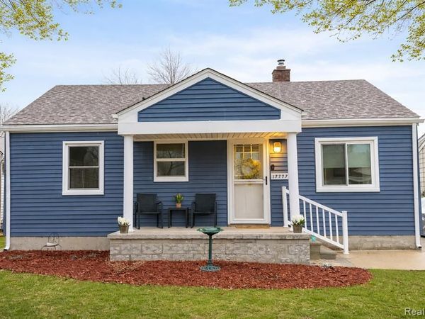 17777 Matthews Street, Riverview, MI 48193